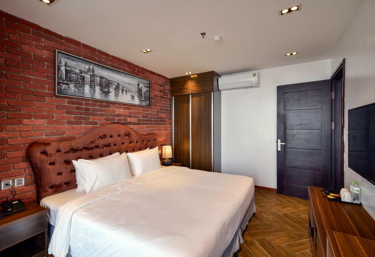 The Marron Hotel Thanh Hoa Bagian luar foto