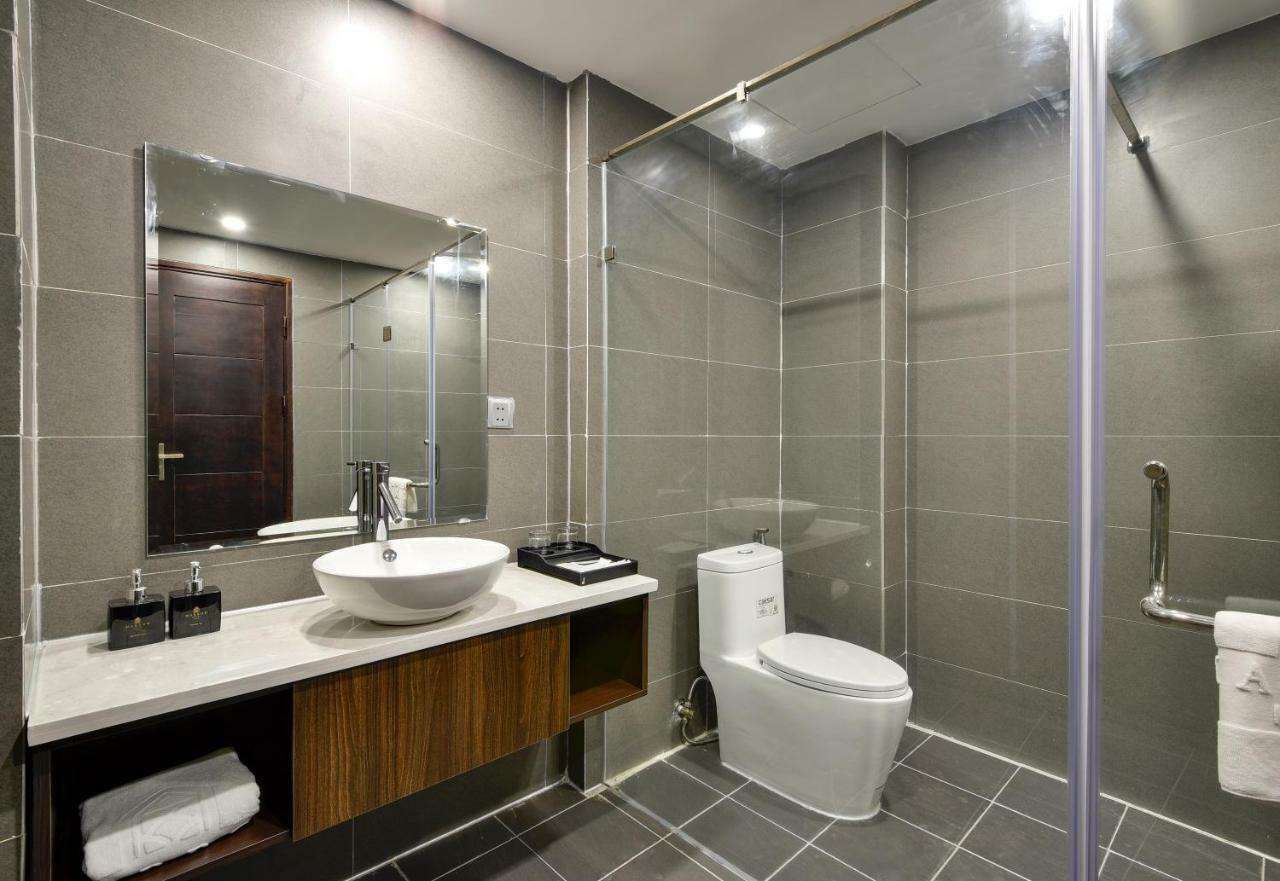 The Marron Hotel Thanh Hoa Bagian luar foto