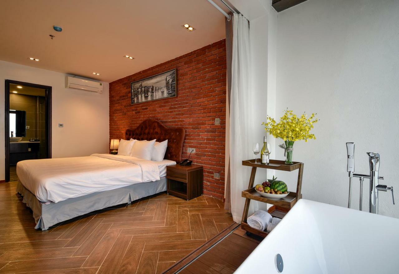 The Marron Hotel Thanh Hoa Bagian luar foto